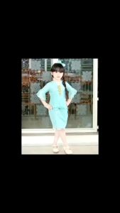 Kebaya Unik: Pilihan Modis untuk Wanita