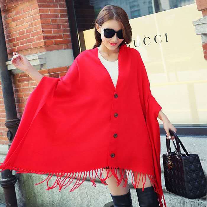 shawl with buttons