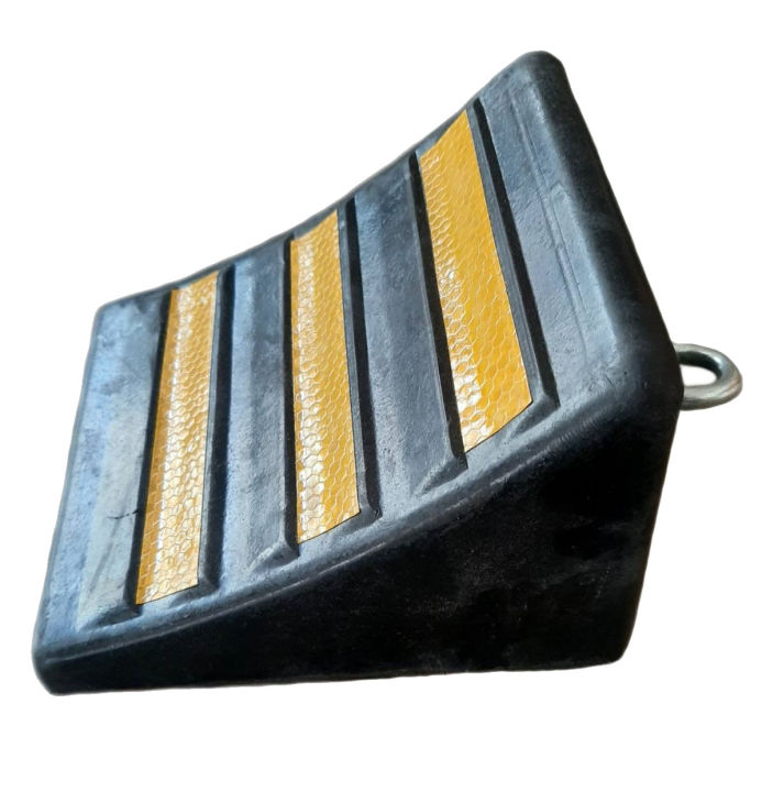 2Pcs Heavy Duty Rubber Car Vehicle Parking Wheel Stoppers Tire Chocks