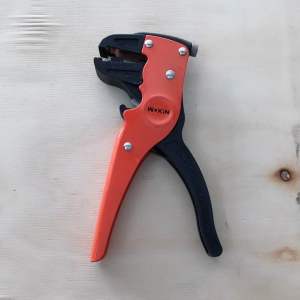 คีมปอกสายไฟ อัตโนมัติ Adjustable Automatic Wire Stripper ยีห้อ Wokin รุ่น 552506
