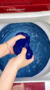 OUHEY Colour Catcher Sheets 50pcs Anti Colour Transfer Dye Absorber Laundry Sheets for Washing Machine Mixed Clothes Wash