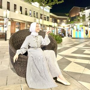Aisyah Series Gamis Anak Perempuan Salur Katun Dealova