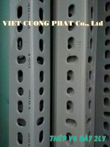 Thép lỗ V4x4. Độ Dày 1.5 Li và 2 Li. Từ 30cm - 120cm. Lắp Kệ kho chứa hàng. Có bán Giá sỉ - Có giao hàng Hỏa Tốc