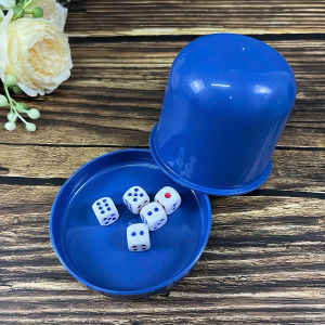 Bộ Lắc Xí Ngầu gồm Cốc Lắc và 5 Viên Xí Ngầu nhiều màu lựa chọn - Hộp lắc xúc xắc nhựa PP (CLXN-M1)