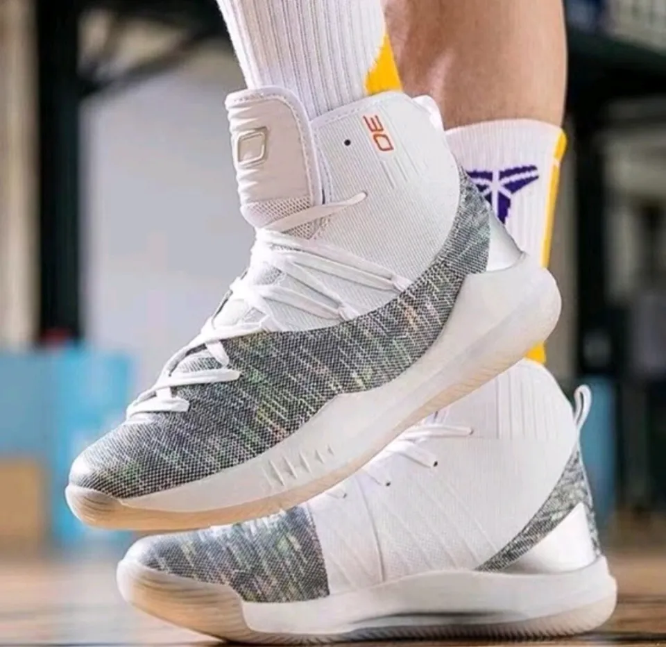 Curry 5 white store men