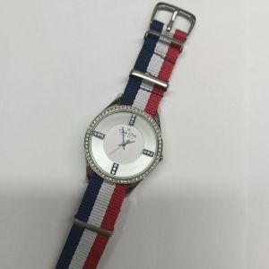 Che Che Đồng Hồ Nữ New York Đồng Hồ Nữ Đồng Hồ Thạch Anh Chống Nước Đồng Hồ Da Thường Ngày Đồng Hồ Kim Cương Retro Đồng Hồ Đeo Tay Doanh Nhân Đồng Hồ Phong Cách Cho Nữ Thiết Kế Thanh Lịch Tự Động Kèm Hộp