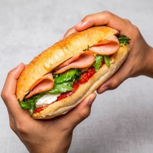 (1 Flavour) Box of 30 Artisanal Sandwiches
