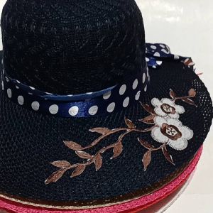 Topi Pantai Wanita Dewasa Mutif Bunga