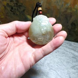 Gegegems Collection premium Nephrite 2 tones caramel brown Righteous Guan Gong (Guan Yu) Jade pendant (with certificate) 和田玉且末青白糖双色忠义关公吊坠(带证书)