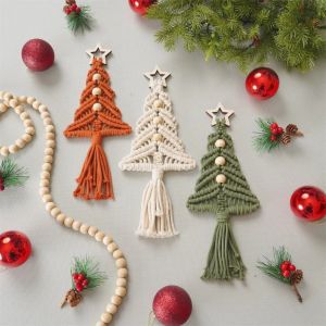 TRANQUIL HUT Kawaii Bead Xmas Tree Tapestry Mini Cartoon Hand Woven Tapestry Xmas Decor Gift Creative Christmas Tree Boho Tapestry Christmas