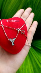 KALUNG JEDAR ITALY REMAJA/DEWASA+LIONTIN MODEL HURUF Y PERMATA KILAU PUTIH PERAK ASLI 925 SILVER LAPISAN EMAS PUTIH BUKAN IMITASI ATAU XUPING PERHIASAN WANITA WARNA TAHAN LAMA PANJANG UKURAN STANDAR 45 CM BERAT 3 GRAM