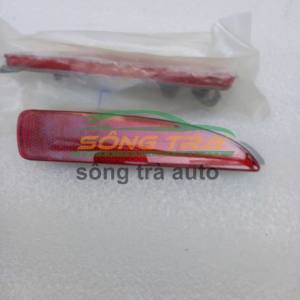 Đèn phản quang sau Mazda 2 3 6 đời xe 2015-2019