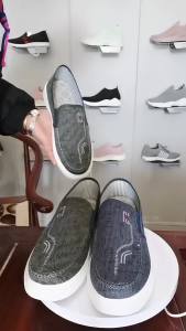 AU New mens shoes: Old Beijing-style canvas shoes casual slip-on shoes easy-to-wear canvas shoes for spring and summer