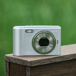 Portable 44 MP Compact Digital Camera with 2.7 K IPS Screen 8 X Zoom and Face Detection for Studen