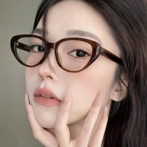 Vintage Brown Cat Eye Eyeglasses for Women girls Fashion Blue Light Blocking Lens Glasses Vacation Eyewear Ornaments
