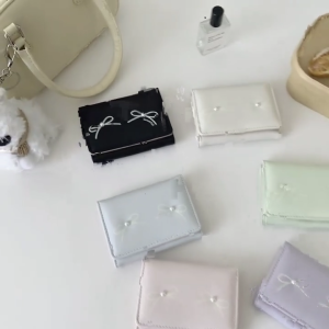 Fashionable Girls Bows Wallet Aesthetic Small Holder Bifold Purse Pocket with Clear Window for Women