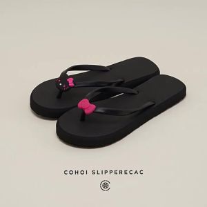 [Free Shipping] Hellokitty Polka Dot WomenS Flip-Flops For Outdoor Wear Non-Slip And Odor-Resistant Suitable For Beach Home And Indoor Use Flat-Soled Sandals