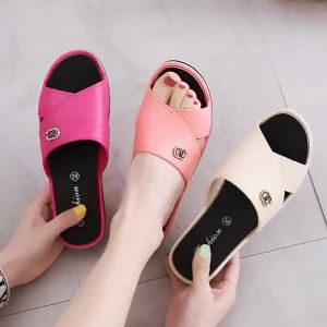 [Free Shipping] Womens Summer Thick-Soled Mid-Heel Platform Fashion Casual Home Non-Slip Bathroom Korean Style Sandals