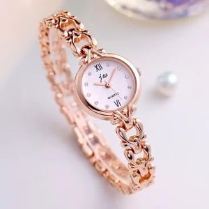 New stylish Korean-style womens watch with a steel bracelet minimalist design elegant and sophisticated quartz watch for women