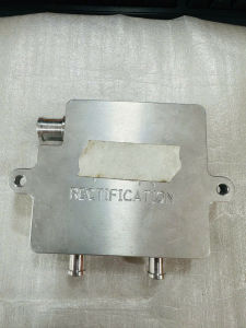 Bẫy nhớt xe thông hơi mát máy - gắn được tất cả dòng xe