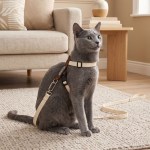 8-Shaped Anti-Escape Cat Harness and Leash Set Adjustable Breathable Anti-Choke Kitten Chest Vest for Outdoor Walking
