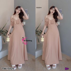 P15929 แม็กซี่เดรสสายเดี่ยวสานหลังรอบอกระบาย One-shoulder maxi dress weaves in the back of the chest.