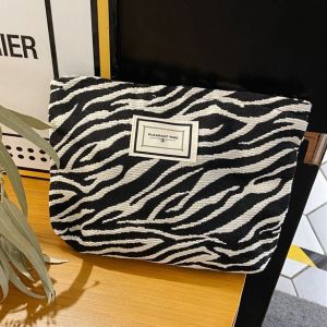 2025 Korean Cute Animal Print Mini Hand Bag Makeup Bag  13314