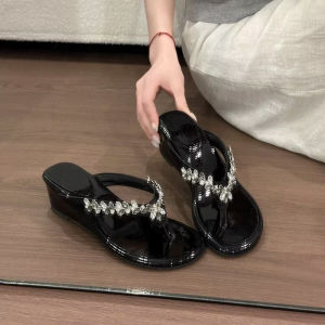 [Free Shipping] WomenS Rhinestone Platform Flip-Flops 2026 Summer New Style Outdoor Wear Sandals Perfect With Dresses Beach Sandals