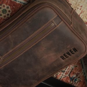 Tas Selempang Kulit Sapi Crazy Horse Bisa Jadi Handbag Pouch Bag Tahan Air Muat Banyak Multifungsi Untuk Kerja Kantoran Gaya Keren Fungsional Sadeqa REVEN