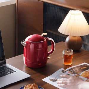 Retro High-end Food Grade 304 Stainless Steel Double-layer Insulation Seamless Electric Kettle