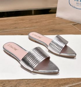 European and American pointed metal flat shoes for women in summer