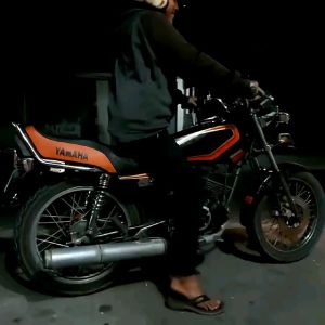 Racing Standar Hitam Belang RX King & Aksesoris Motor RX Spesial