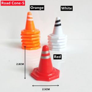 FY Miniature Road Barrier Red White Traffic Cone Penghadang Hotwheels Racing Design Barrier Scale Model Diorama Highway