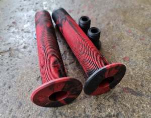 Bmx Cycle Center Enemy Components Bicycle Handle Grips Crimson Color