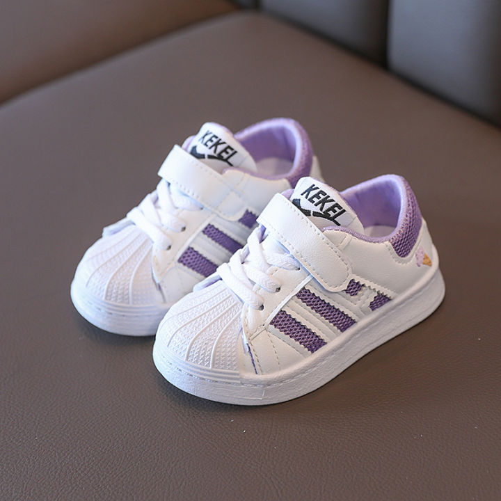 Children's%20sports%20shoes%20in%20the%20spring%20and%20autumn%20of%202022,%20the%20new%20girls'%20soft-soled%20shell%20head%20small%20white%20shoes,%20boys'%20casual%20shoes%20and%20baby%20shoes.%20-%20Image%202