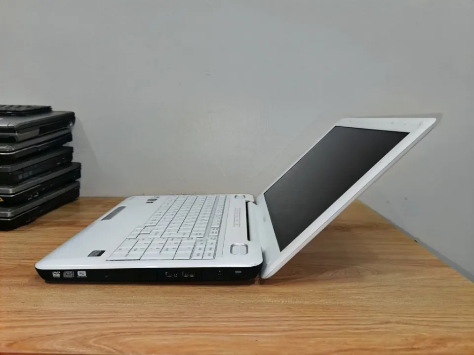 Laptop Toshiba Dynabook 35KWH White LED 15.6inch ( Intel® Celeron