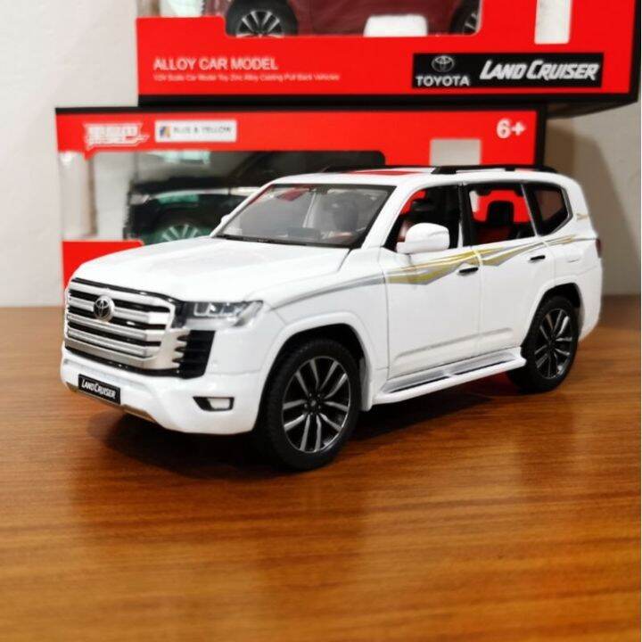 Toyota land best sale cruiser toy car