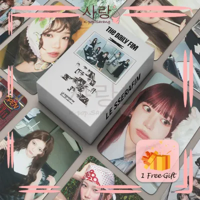 55pcs LE SSERAFIM《2026 SEASONS GREETINGS - THE DAILY FIM》White Square LOMO Card Set with FREE GIFT Collection Kpop Chaewon Sakura Kazuha Eunchae Yunjin Photocard Kad Foto