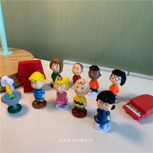 [12pcs] Snoopy cartoon retro decoration creative desktop decoration hand-made ins Snoopy doll small cute doll model DIY gardening micro landscape succulent landscape cake