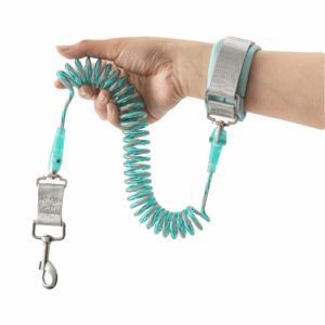 OUTOPEN Break-resistant Wrist-worn Dog Leash Reflective Anti Winding Dog Outdoor Traction Rope Tangle-free Waterproof Hands-Free Retractable Dog Leash Outdoor Walking