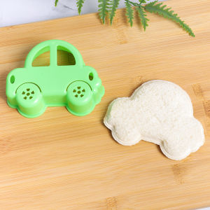 CPY Sandwich Cutter Mini Cartoon Rabbit Bear Car Bread Sandwich Cutter Sealer For Kids Bento Baking Mold