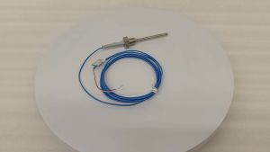 OMRON E52-CA6D-N E52-CA6ASY เซ็นเซอร์อุณหภูมิแท้ของแท้ สวิตช์เทอร์โมคัปเปิล 1M 2M 4M