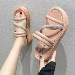 [Free Shipping] Thick-soled womens sandals new summer style versatile height-increasing sandals for outdoor wear beach sandals