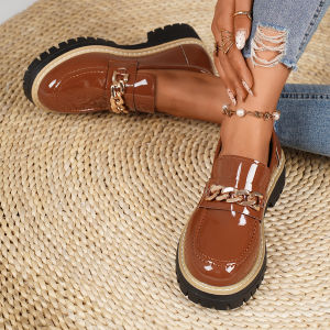 Free Shipping Chain-Embellished Fashionable Single Shoes Now Available In Larger Sizes Including Loafers And Thick-Soled Shoes Perfect For Autumn And Winter