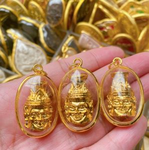 เศียรพ่อแก่ บารมีพ่อแก่ พระฤาษี องค์ทองเลี่ยมทอง บูชาพ่อแก่เสริมเสน่ห์ ให้ใครเห็นก็เมตตาเอ็นดู