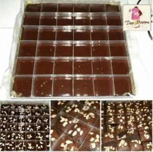 Loyang Sekat Brownis Persegi 20 x 20 x 4cm | Fudgy Brownis Shiny Crust Gratis Spatula dan Pengocok Telur