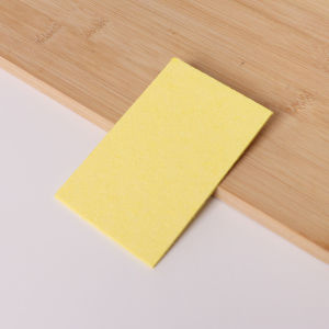 Compressed wood pulp cotton absorbs water and expands into a sponge for kitchen cleaning and dishwashing not easily stained with oil square sponge block for stain removal