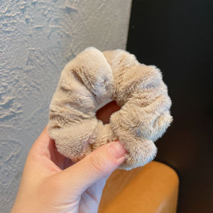 Onefashionmall Ikat Rambut Scrunchie Hairband Kunciran Cepol Sanggul Lingkar Besar Bulu Lembut Lucu BN014
