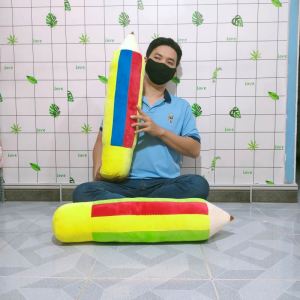 GỐI ÔM BÚT CHÌ CẦU VỒNG NHIỀU CỠ VẢI NHUNG MỊN KHÔNG NHĂN GÒN MỀM MẪU MỚI NHẤT
