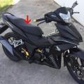 Vỏ bọc yên xe máy đa năng màu Đen gắn xe số. 